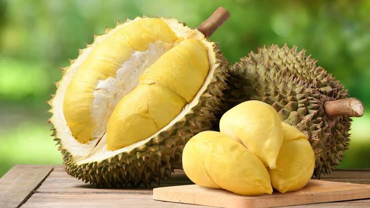 Durian, Kelezatan yang Menyimpan Tantangan Kesehatan