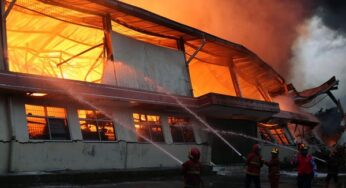 Kebakaran Gudang Pabrik Kimia di Tangerang